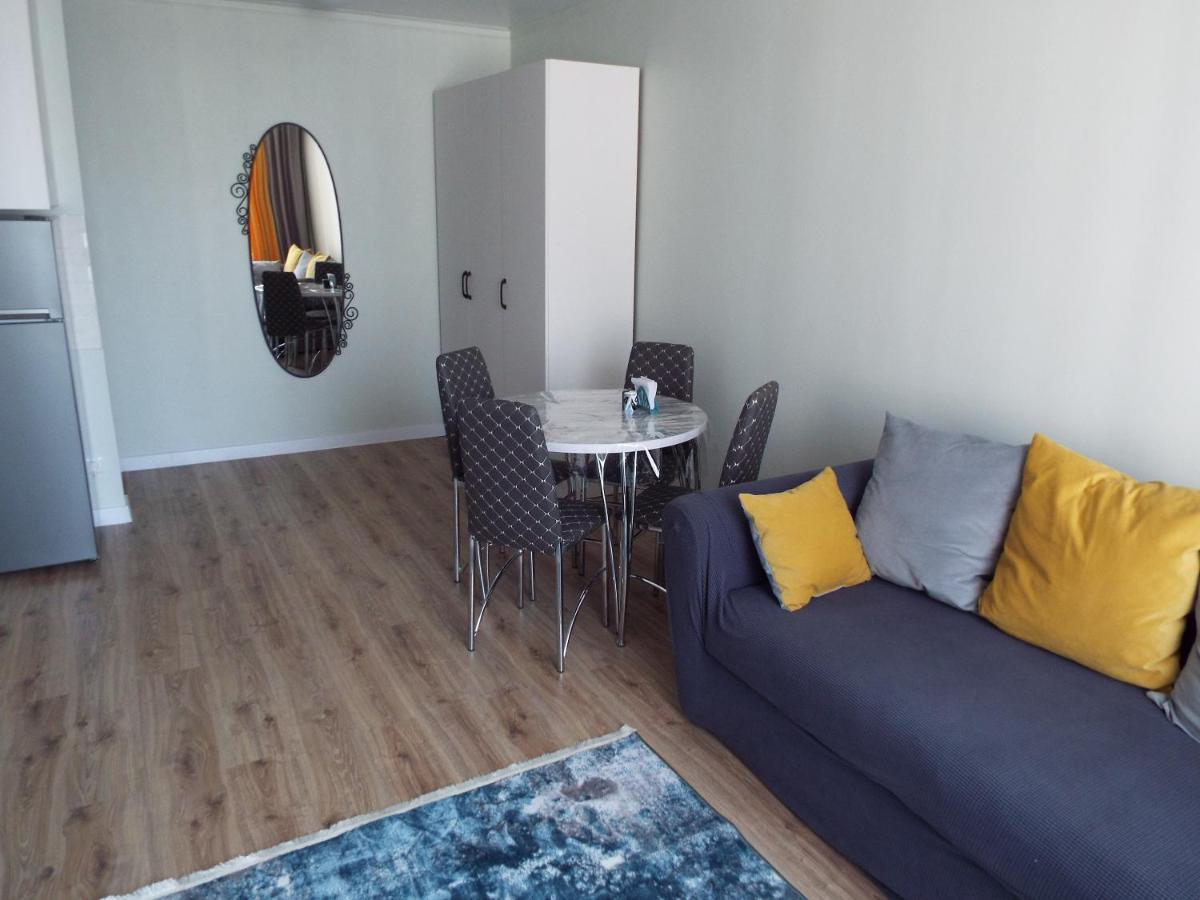 Esil Plaza Apartment อัสตานา ภายนอก รูปภาพ