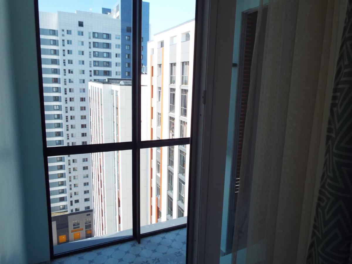 Esil Plaza Apartment อัสตานา ภายนอก รูปภาพ