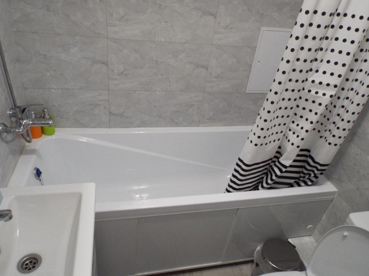 Esil Plaza Apartment อัสตานา ภายนอก รูปภาพ