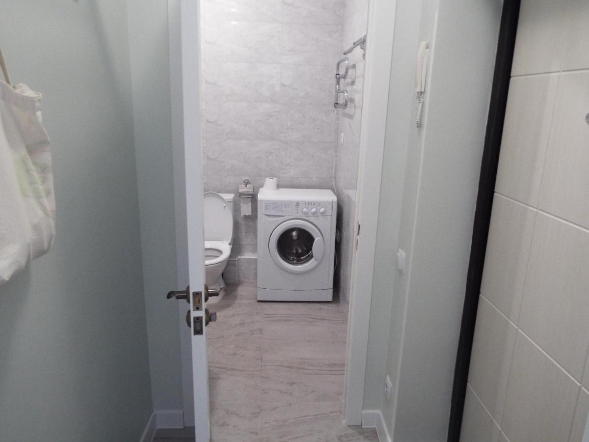 Esil Plaza Apartment อัสตานา ภายนอก รูปภาพ